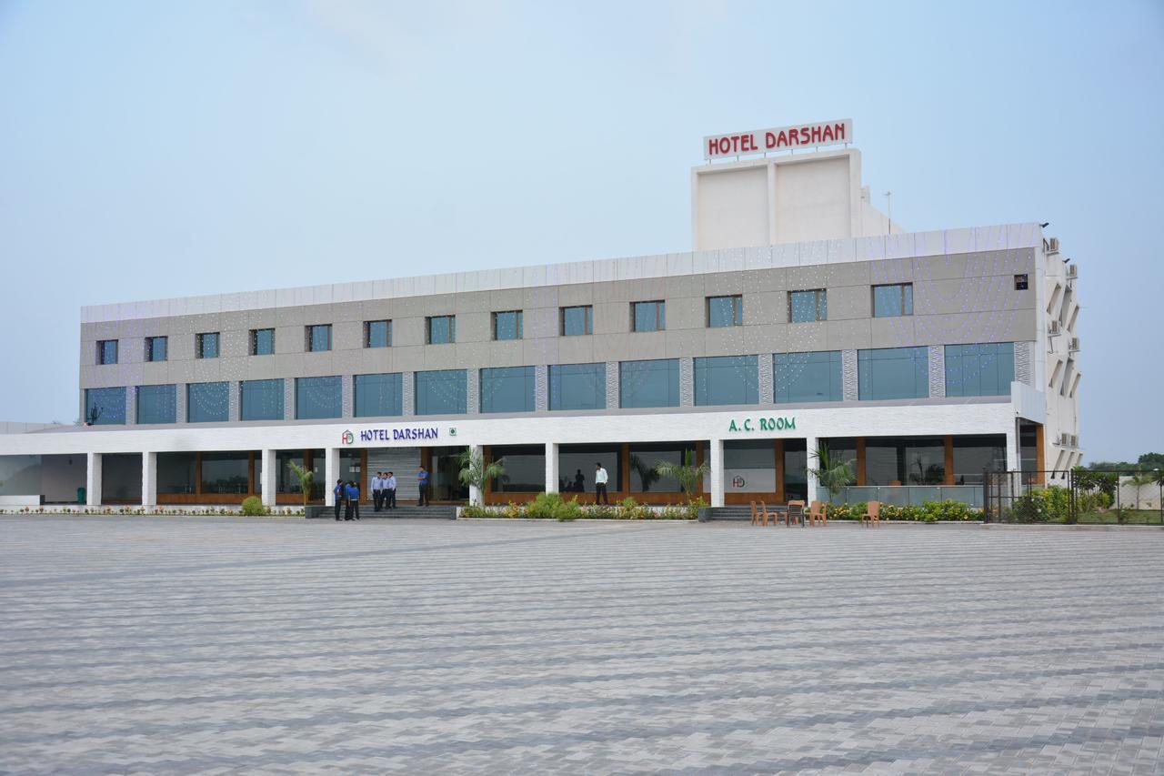 Hotel Darshan Rājula Zewnętrze zdjęcie