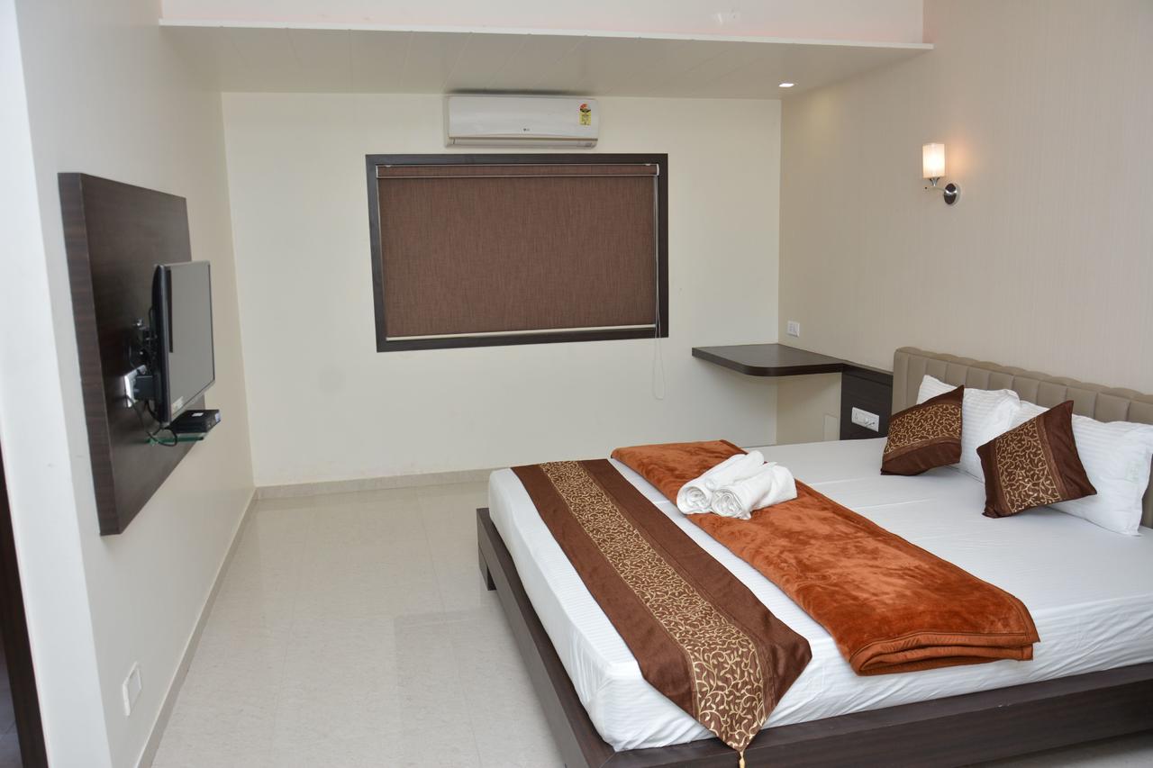 Hotel Darshan Rājula Zewnętrze zdjęcie