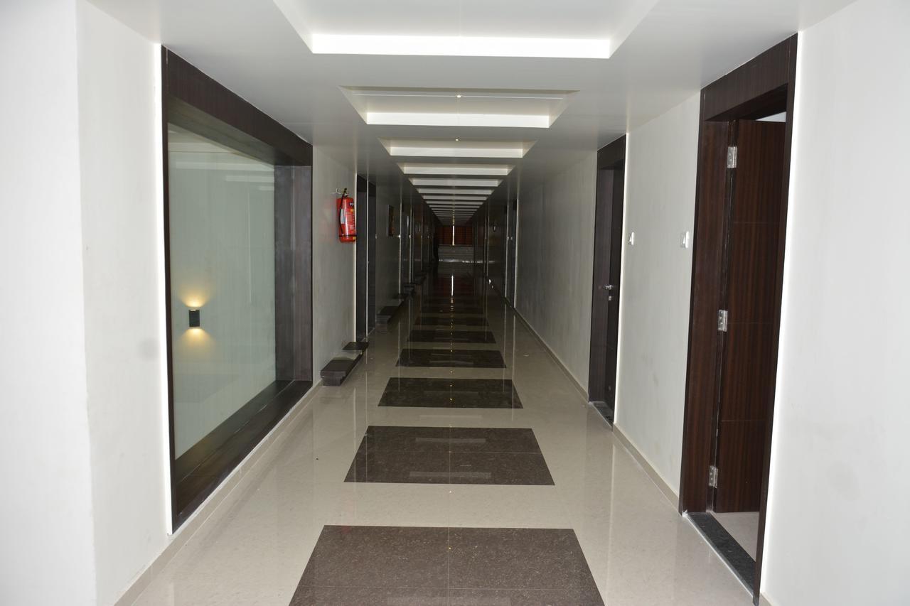 Hotel Darshan Rājula Zewnętrze zdjęcie