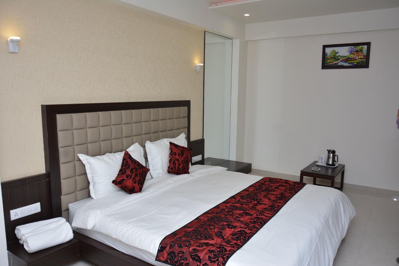 Hotel Darshan Rājula Zewnętrze zdjęcie